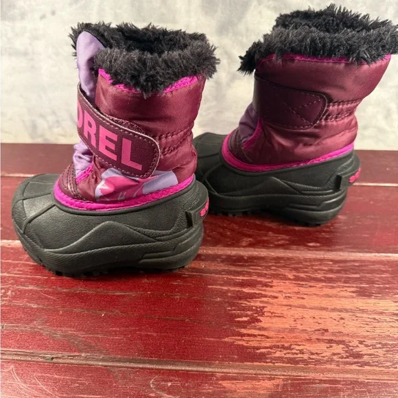 Sorel Kid's Snow Commander Waterproof Winter Boots Size 5 - Picture 3 of 11